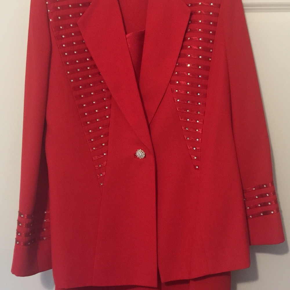 Woman dress suit